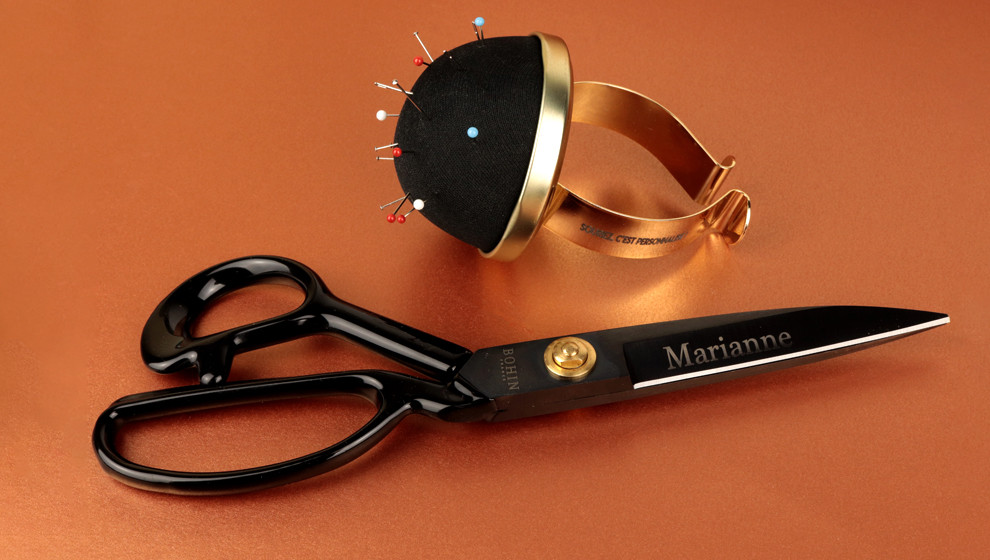 Bracelets pelote et ciseaux tailleur personnalisés Bracelets pelote et ciseaux tailleur personnalisés